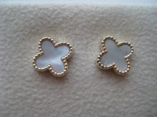 Load image into Gallery viewer, Van Cleef & Arpels Style Gold Mother Of Pearl Clover Stud Earrings 9 Carat Yellow Solid