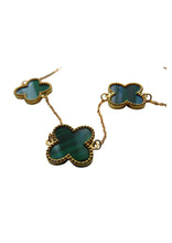 Load image into Gallery viewer, Van Cleef &amp; Arpels Style Malachite Green Large Clover Gold Bracelet 9 Carat Yellow 9 Carat
