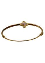 Load image into Gallery viewer, Van Cleef &amp; Arpels Style Mother Of Pearl Clover Gold Bangle 9 Carat Yellow
