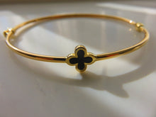 Load image into Gallery viewer, Van Cleef &amp; Arpels Style Black Clover Gold Bangle 9 Carat Yellow
