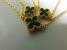 Load image into Gallery viewer, Van Cleef &amp; Arpels Style Malachite Clover Gold Bracelet 9 Carat Yellow
