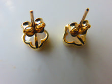 Load image into Gallery viewer, Van Cleef &amp; Arpels Style Gold Mother Of Pearl Clover Stud Earrings 9 Carat Yellow Solid
