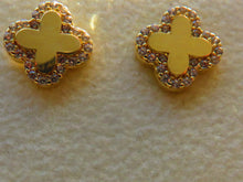 Load image into Gallery viewer, Van Cleef &amp; Arpels Style Gold Clover Stud Earrings 9 Carat Yellow Solid
