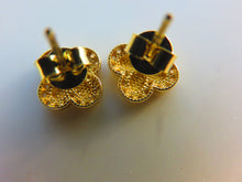 Load image into Gallery viewer, Van Cleef &amp; Arpels Style Gold Clover Stud Earrings 9 Carat Yellow Solid
