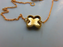 Load image into Gallery viewer, Van Cleef &amp; Arpels Style Gold Bracelet 9 Carat Yellow Single Clover
