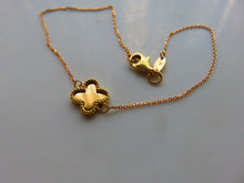 Load image into Gallery viewer, Van Cleef &amp; Arpels Style Gold Bracelet 9 Carat Yellow Single Clover
