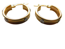 Load image into Gallery viewer, Gold Screw Hoop Earrings 9 Carat Yellow 17mm
